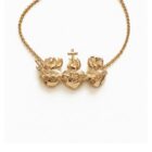 collar sagrados corazones de la Sagrada Familia plata de ley con baño de oro zue joyas