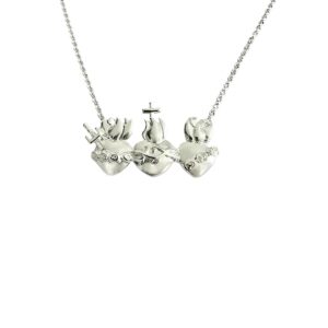 collar sagrados corazones de la Sagrada Familia plata de ley zue joyas