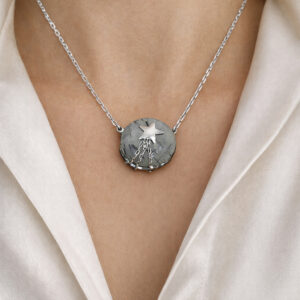 Collar Snowy Starlight con cuarzo turmalinado