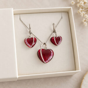conjunto cuoreluna pendientes y colgante de corazon rojo de resina y circonitas en plata de ley