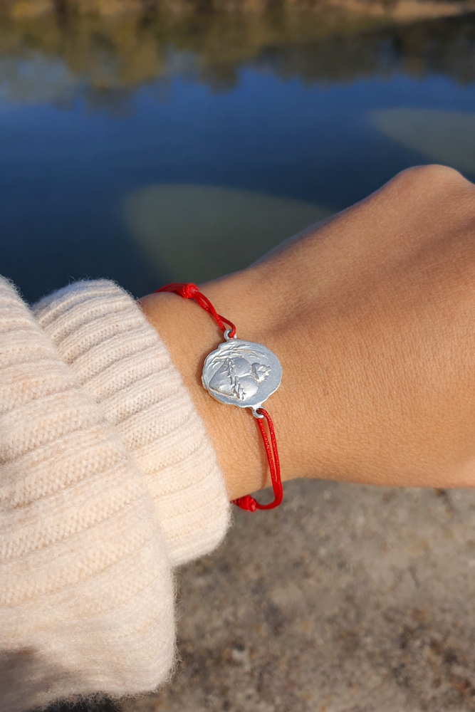 pulsera sagrado corazon hilo 1