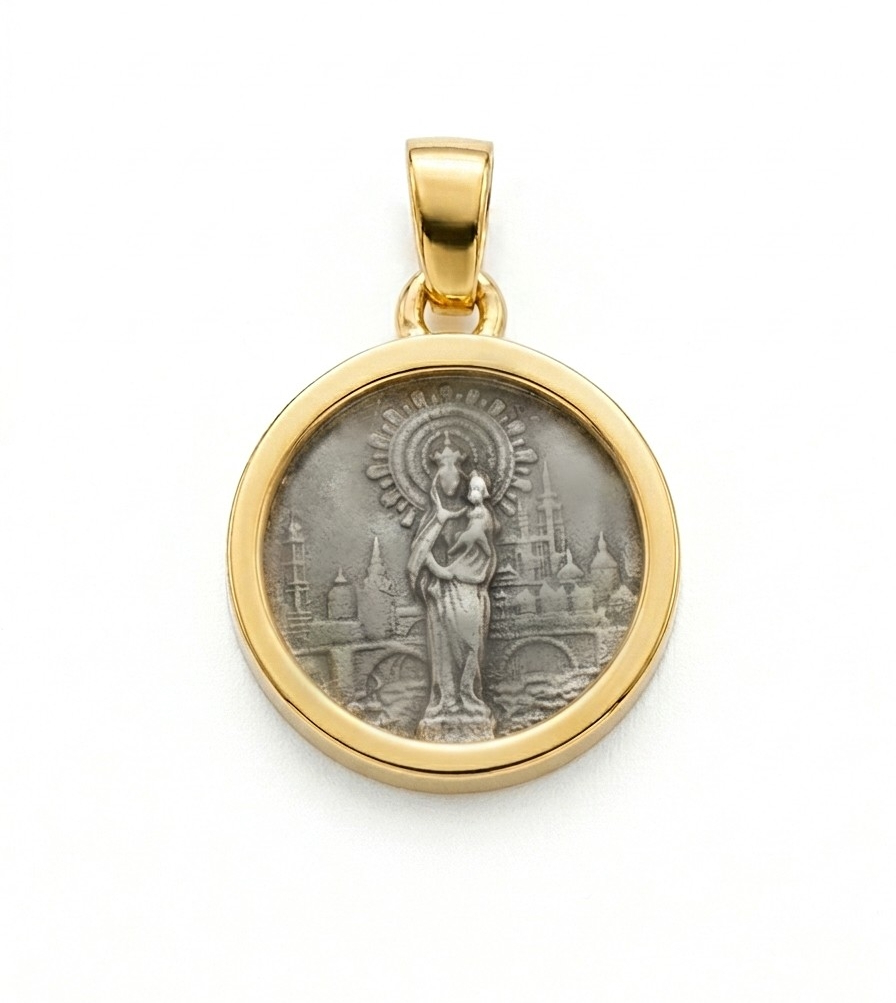 medalla virgen del pilar plata con baño de oro 22 mm zuejoyas medalla virgen del pilar plata de ley con baño de oro 22 mm de diámetro zue joyas